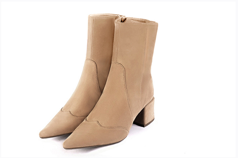 Tan beige women's ankle boots with a zip on the inside. Pointed toe. Medium block heels. Front view - Florence KOOIJMAN